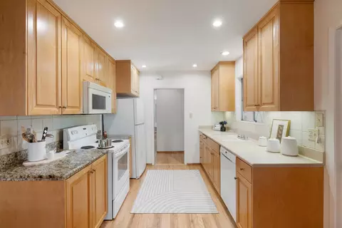 813 Sycamore Ln, Davis, CA 95616 photo 4