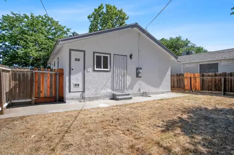 227 Maple St, Modesto, CA 95351 photo 16