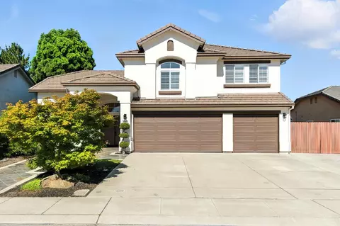 1749 Queensland Ave, Manteca, CA 95337 photo 2