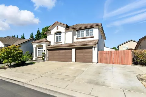 1749 Queensland Ave, Manteca, CA 95337 photo 3