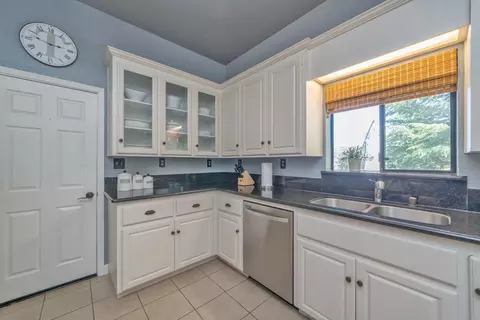 Kitchen - 1502 Paymaster Ct, Cool, CA 95614 photo 4 of 6