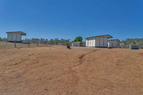 Exterior - 1502 Paymaster Ct, Cool, CA 95614 photo 29 of 32