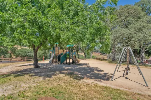 Exterior - 1502 Paymaster Ct, Cool, CA 95614 photo 23 of 32