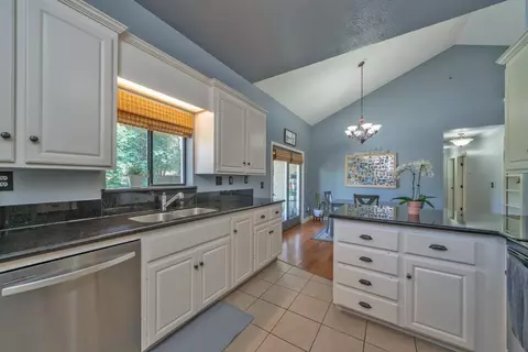 Kitchen - 1502 Paymaster Ct, Cool, CA 95614 photo 5 of 6