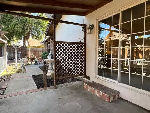 601 Riddle Ct, Modesto, CA 95356 photo 11
