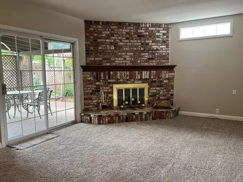 601 Riddle Ct, Modesto, CA 95356 photo 5