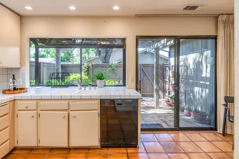 Kitchen - 715 E Ranch Rd, Sacramento, CA 95825 photo 2 of 3