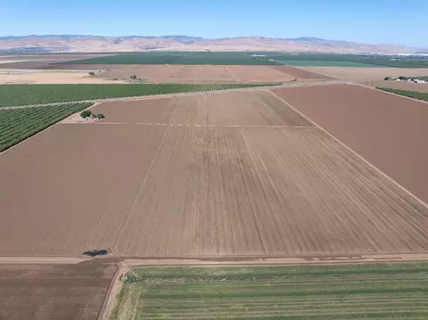 19054 Ca-33, Crows Landing, CA 95313 photo 6