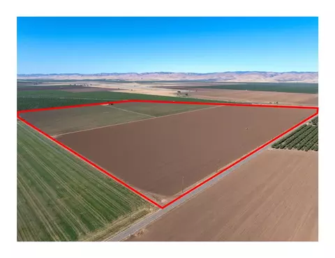 19054 Ca-33, Crows Landing, CA 95313 photo 2