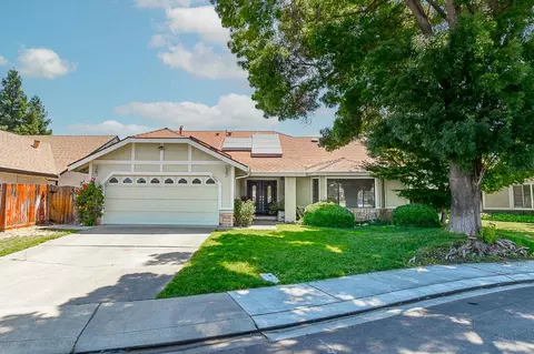 1704 Pinecrest Ln, Modesto, CA 95355 photo 1
