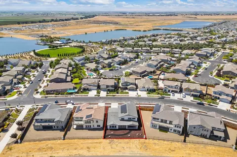 View/Area - 903 River Bend Dr, Lathrop, CA 95330 photo 10 of 10