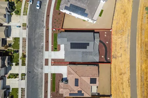 View/Area - 903 River Bend Dr, Lathrop, CA 95330 photo 5 of 10