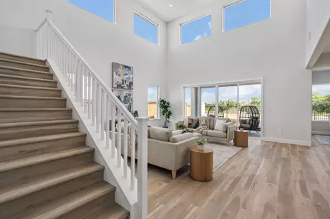 Entry Way - 903 River Bend Dr, Lathrop, CA 95330 photo 4 of 14