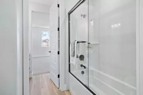 Entry Way - 903 River Bend Dr, Lathrop, CA 95330 photo 13 of 14