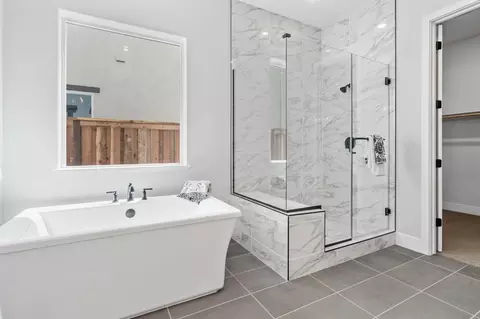 Bath - 903 River Bend Dr, Lathrop, CA 95330 photo 7 of 9