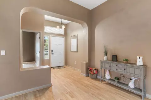 Entry Way - 2351 Robert Gabriel Dr, Tracy, CA 95377 photo 1 of 1