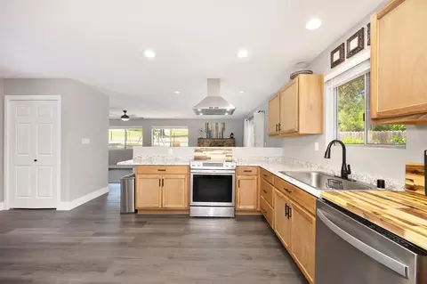 1679 American River Trl, Cool, CA 95614 photo 12
