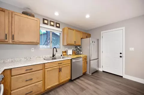 1679 American River Trl, Cool, CA 95614 photo 9