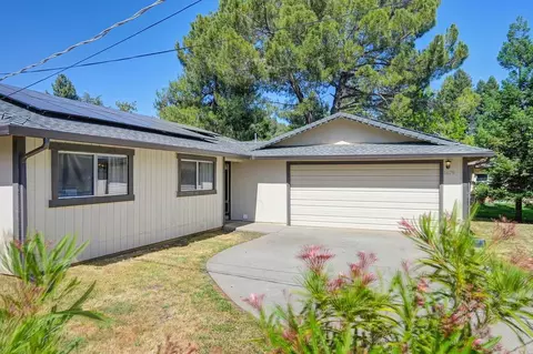 1679 American River Trl, Cool, CA 95614 photo 3