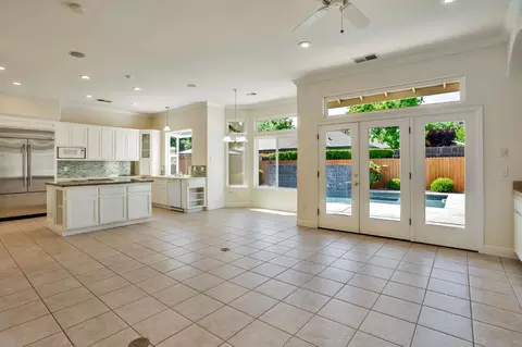 3907 Yana Pl, Davis, CA 95618 photo 4