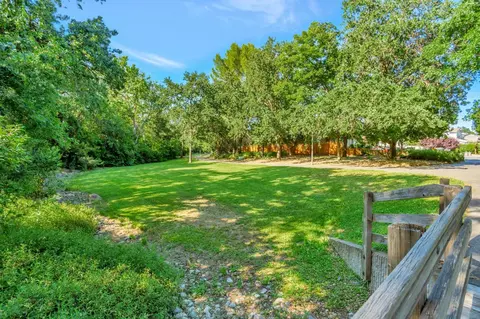 3907 Yana Pl, Davis, CA 95618 photo 42