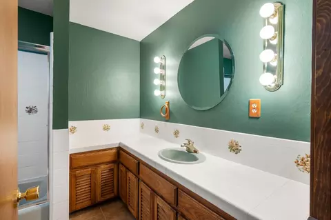 Bath - 24835 Shake Ridge Rd, Volcano, CA 95689 photo 4 of 5