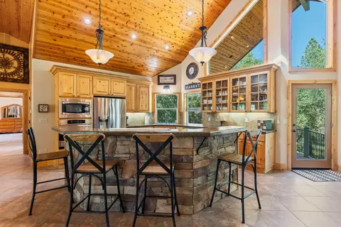 Kitchen - 11318 Wolf Rd, Grass Valley, CA 95949 photo 1 of 9