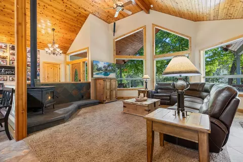 Living - 11318 Wolf Rd, Grass Valley, CA 95949 photo 1 of 3