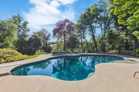 Exterior - 11318 Wolf Rd, Grass Valley, CA 95949 photo 6 of 29