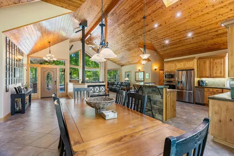 Dining - 11318 Wolf Rd, Grass Valley, CA 95949 photo 2 of 3