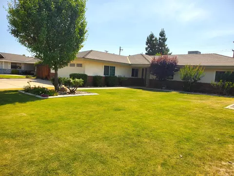 6333 Crestmore St, Bakersfield, CA 93308