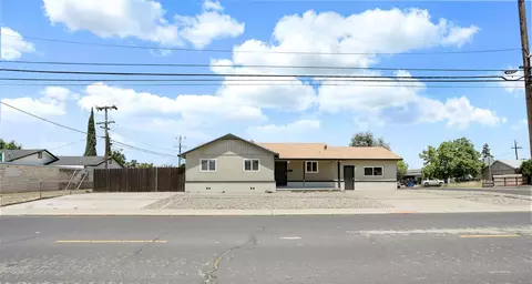 Exterior - 931 E North, Manteca, CA 95336 photo 3 of 7