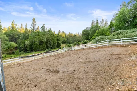 Exterior - 5860 Shoo Fly Rd, Placerville, CA 95667 photo 18 of 37