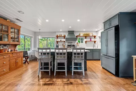 Kitchen - 5860 Shoo Fly Rd, Placerville, CA 95667 photo 2 of 10
