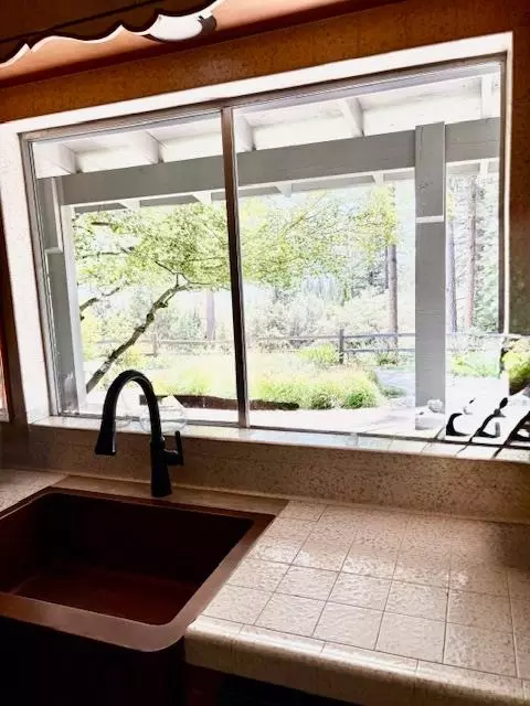 Kitchen - 5860 Shoo Fly Rd, Placerville, CA 95667 photo 9 of 10