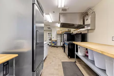 Kitchen - 5860 Shoo Fly Rd, Placerville, CA 95667 photo 7 of 10