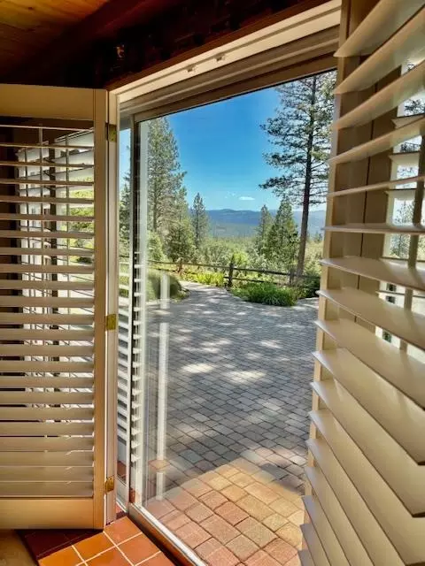 Entry Way - 5860 Shoo Fly Rd, Placerville, CA 95667 photo 5 of 5