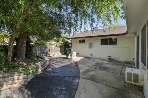 5211 Norcrest Ave, Carmichael, CA 95608 photo 15