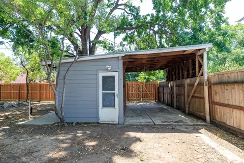 Exterior - 704 Edison Ave, Modesto, CA 95350 photo 15 of 17