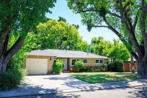 Exterior - 704 Edison Ave, Modesto, CA 95350 photo 2 of 17