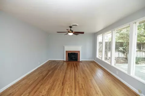 Living - 704 Edison Ave, Modesto, CA 95350 photo 3 of 7
