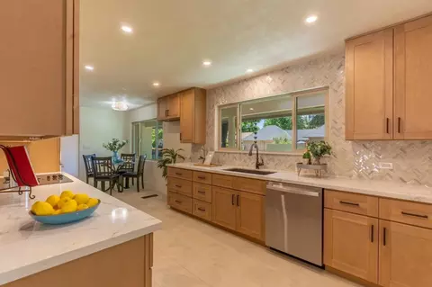 944 Brady Ave, Modesto, CA 95350 photo 10