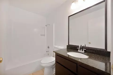 Bath - 2830 Lincoln Blvd, Tracy, CA 95376 photo 1 of 2