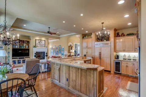 Kitchen - 1371 Knolls Dr, Copperopolis, CA 95228 photo 3 of 8
