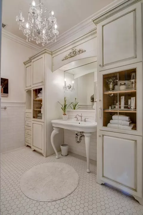 Bath - 1371 Knolls Dr, Copperopolis, CA 95228 photo 3 of 5