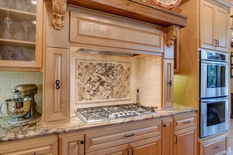 Kitchen - 1371 Knolls Dr, Copperopolis, CA 95228 photo 7 of 8