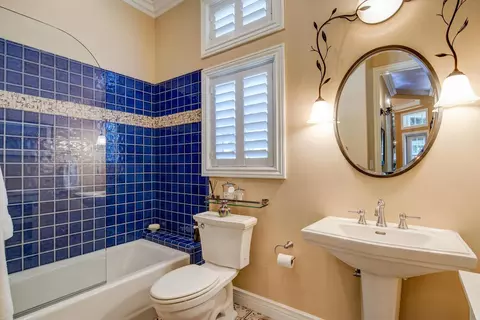 Bath - 1371 Knolls Dr, Copperopolis, CA 95228 photo 2 of 5