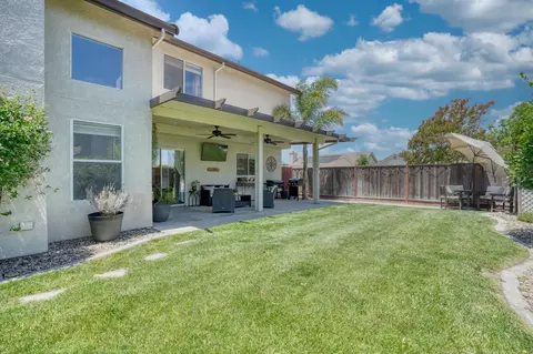 Exterior - 1182 Eastburg Ct, Ripon, CA 95366 photo 10 of 19