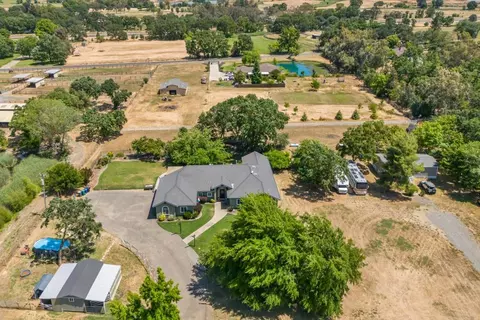 View/Area - 8731 Dillard Rd, Wilton, CA 95693 photo 2 of 6