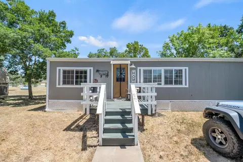 Exterior - 8731 Dillard Rd, Wilton, CA 95693 photo 15 of 18